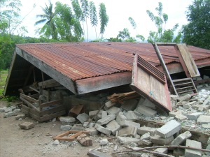 Rumah Warga yang roboh di Kampung Wefiani Distrik Amberbaken Manokwari